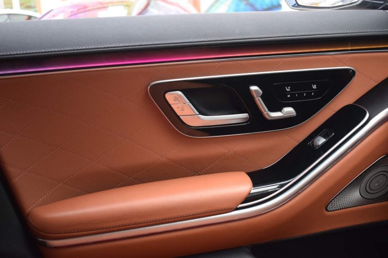 MERCEDES-BENZ S CLASS