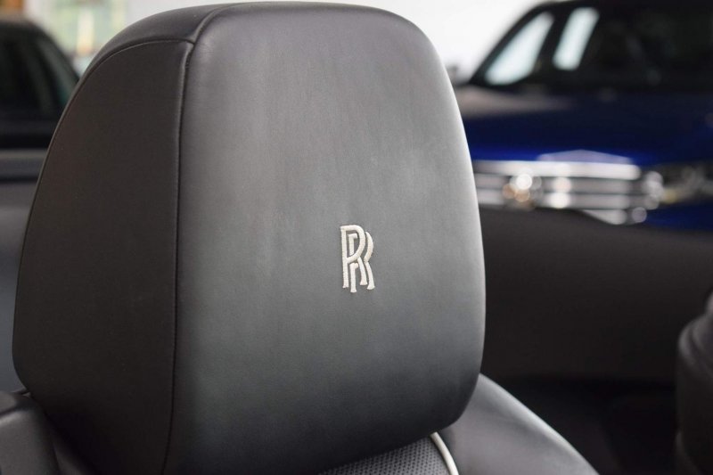 ROLLS-ROYCE DAWN