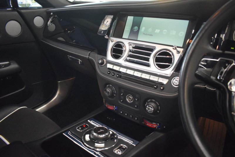 ROLLS-ROYCE DAWN