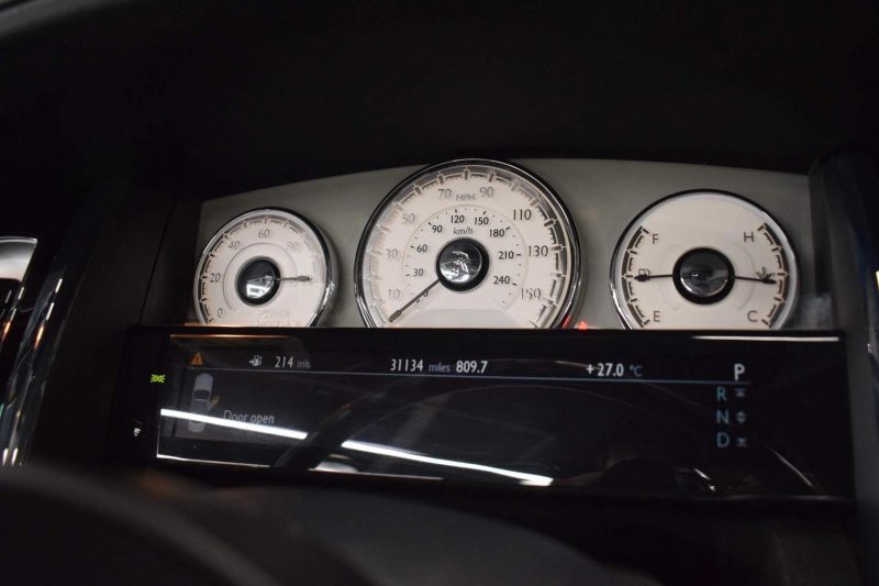 ROLLS-ROYCE DAWN