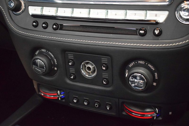 ROLLS-ROYCE DAWN