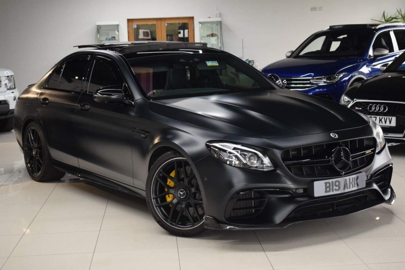 MERCEDES-BENZ E CLASS