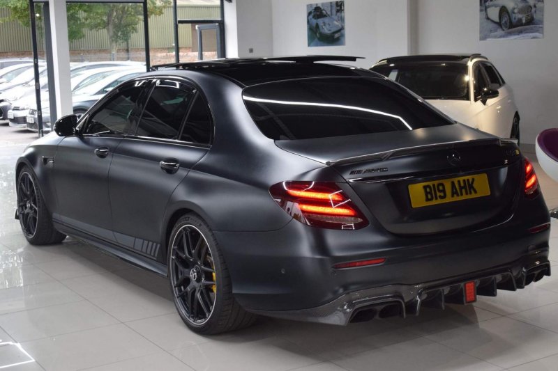 MERCEDES-BENZ E CLASS