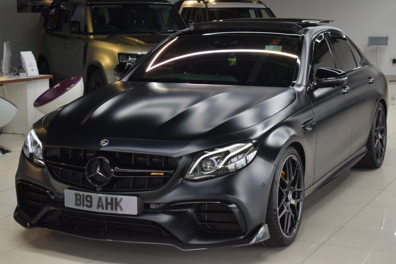 MERCEDES-BENZ E CLASS