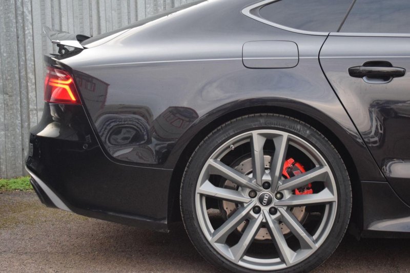 AUDI RS7