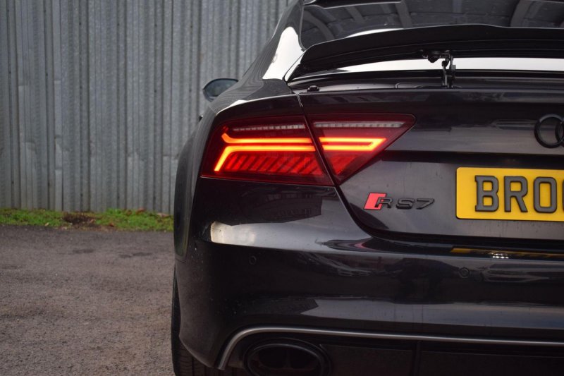 AUDI RS7