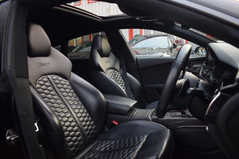 AUDI RS7