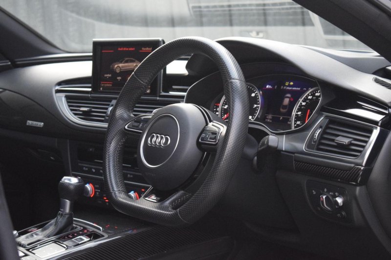 AUDI RS7