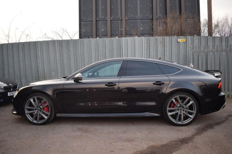 AUDI RS7