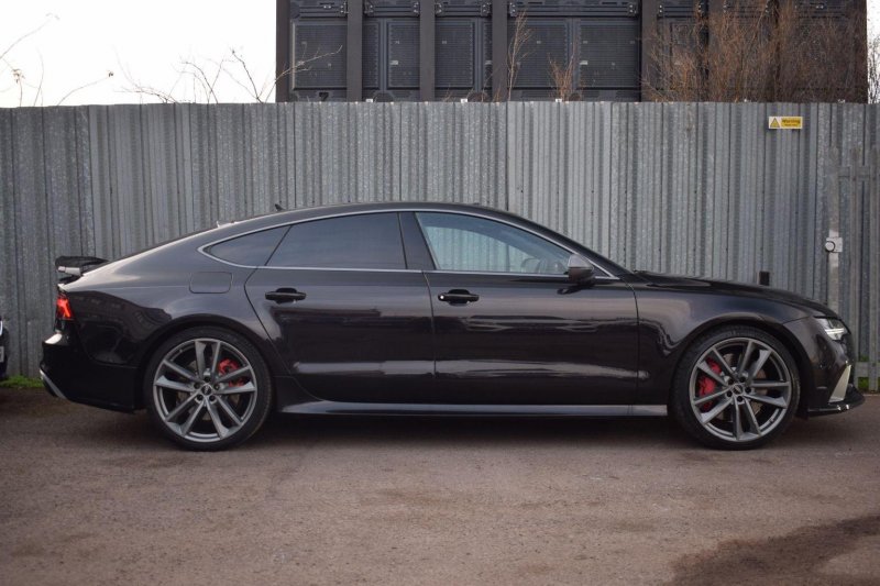 AUDI RS7