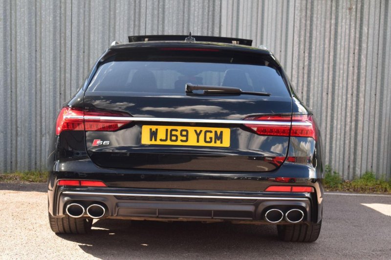 AUDI S6